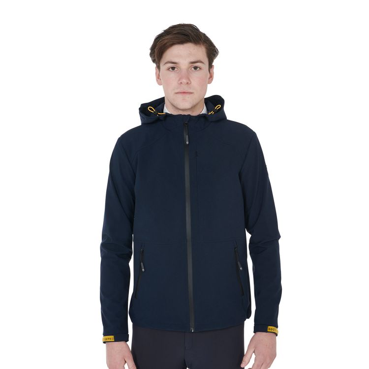 Men's jacket in breathable technical fabric